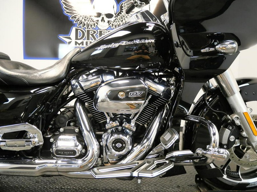 2017 Harley-Davidson® FLTRX - Road Glide®