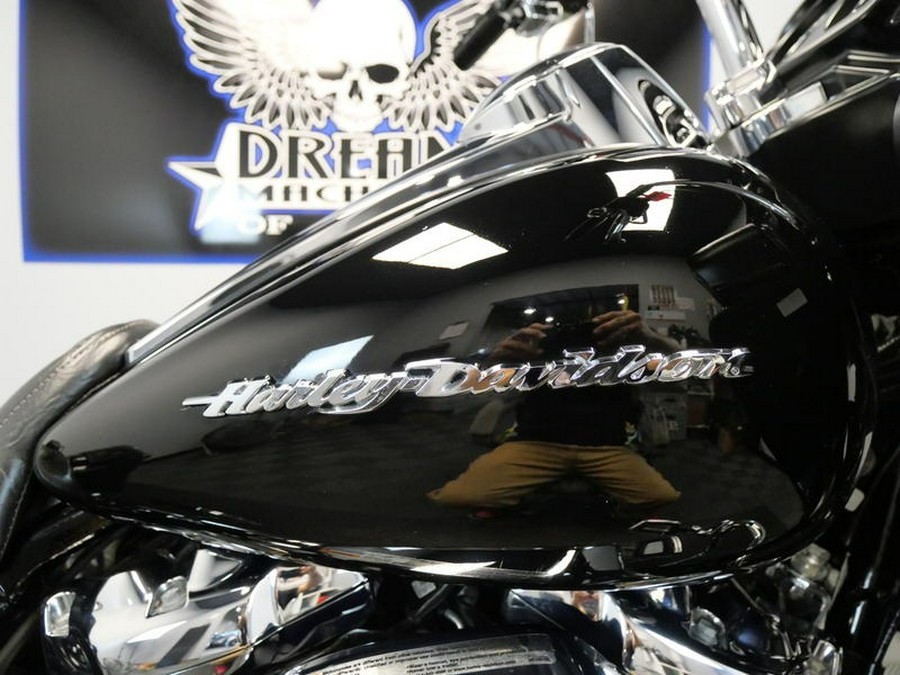 2017 Harley-Davidson® FLTRX - Road Glide®