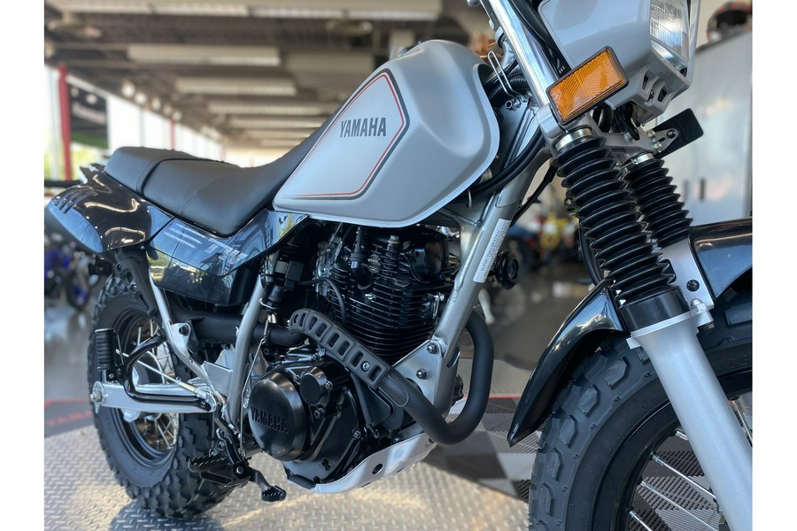 2025 Yamaha TW200