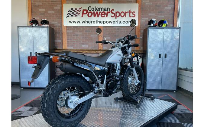 2025 Yamaha TW200