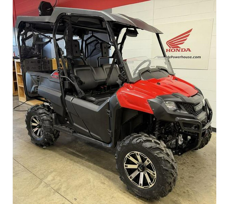 2016 Honda® Pioneer 700-4