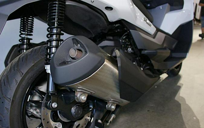 2024 BMW C 400 GT Alpine White