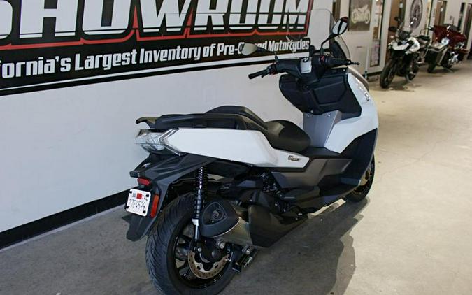 2024 BMW C 400 GT Alpine White