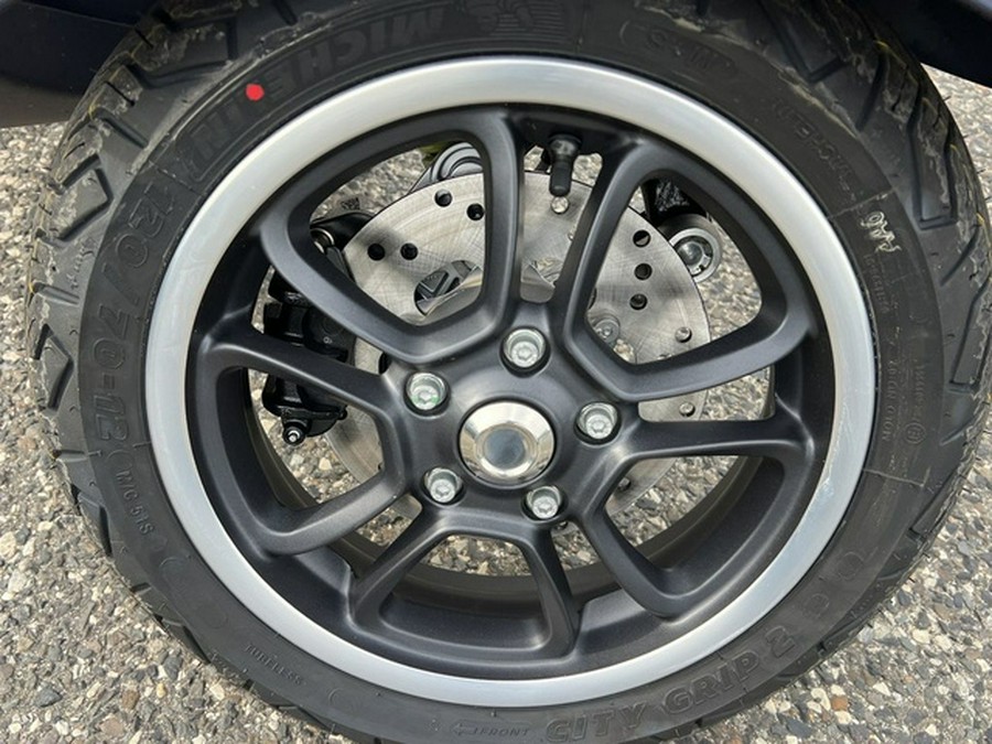 2026 Vespa GTS 310 SuperTech