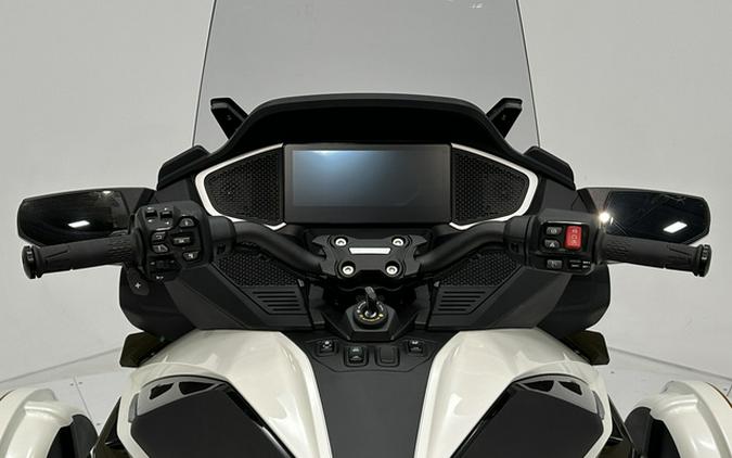 2026 Can-AM RT Limited (SE6)