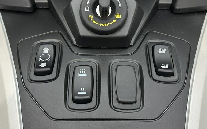 2026 Can-AM RT Limited (SE6)