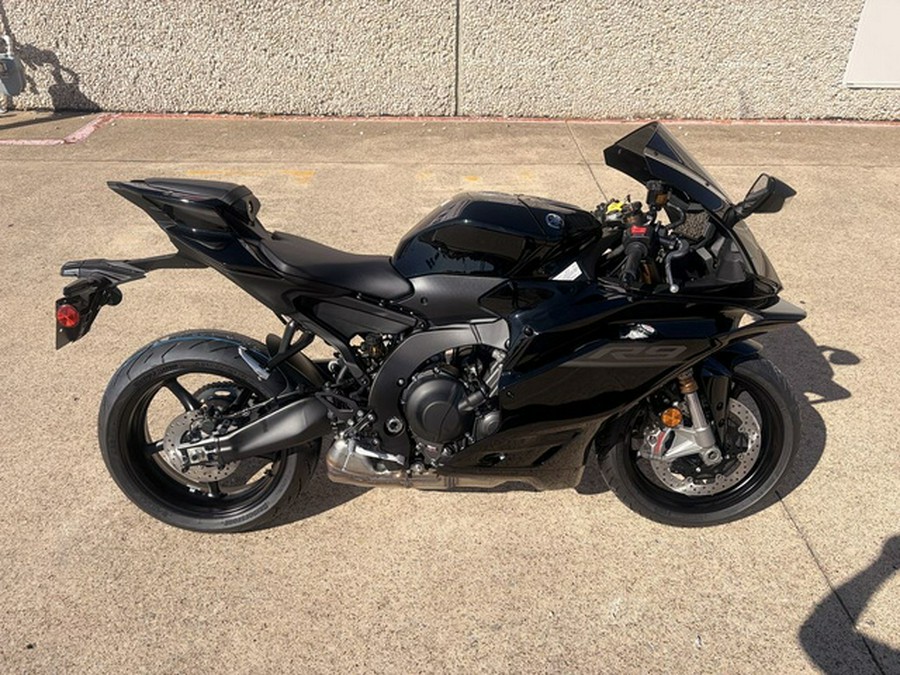 2027 Yamaha YZF R9