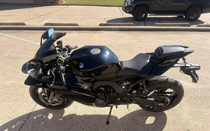 2027 Yamaha YZF R9