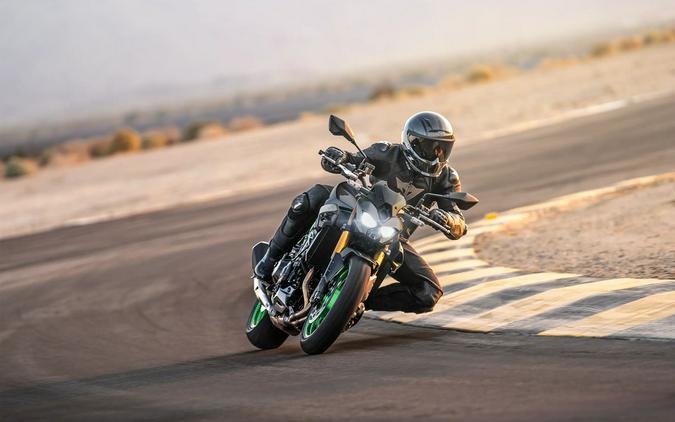 2026 Kawasaki Z900 SE ABS