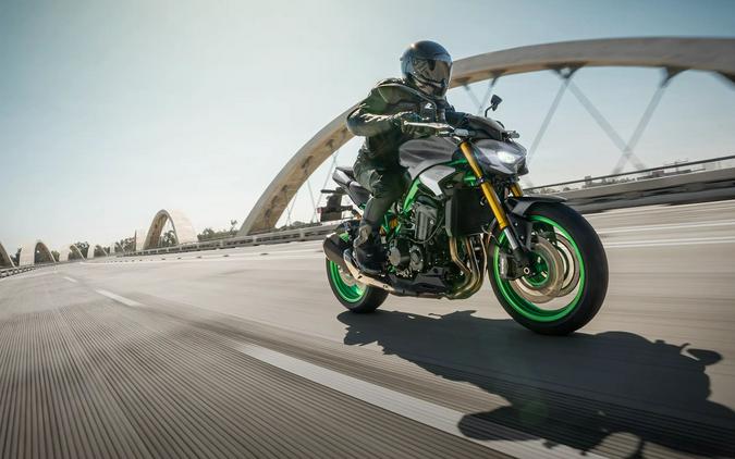 2026 Kawasaki Z900 SE ABS