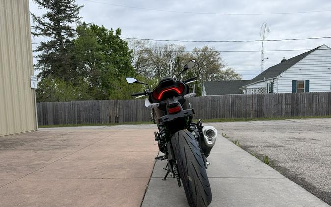 2026 Kawasaki Z900 SE ABS