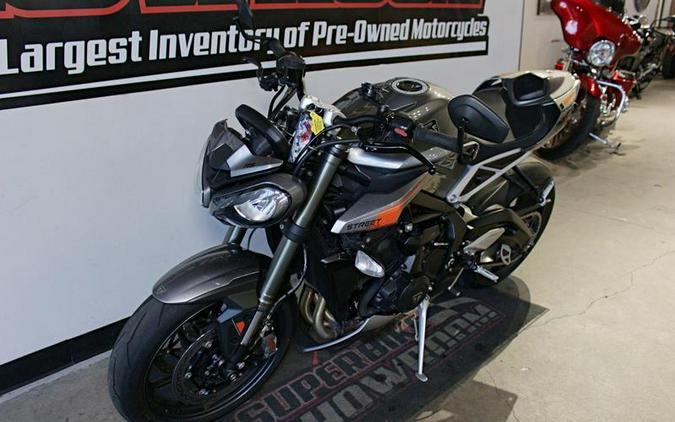 2024 Triumph Street Triple 765 RS Silver Ice