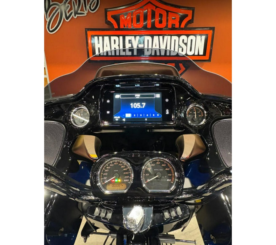 2025 Harley-Davidson® FLTRT - Road Glide® 3