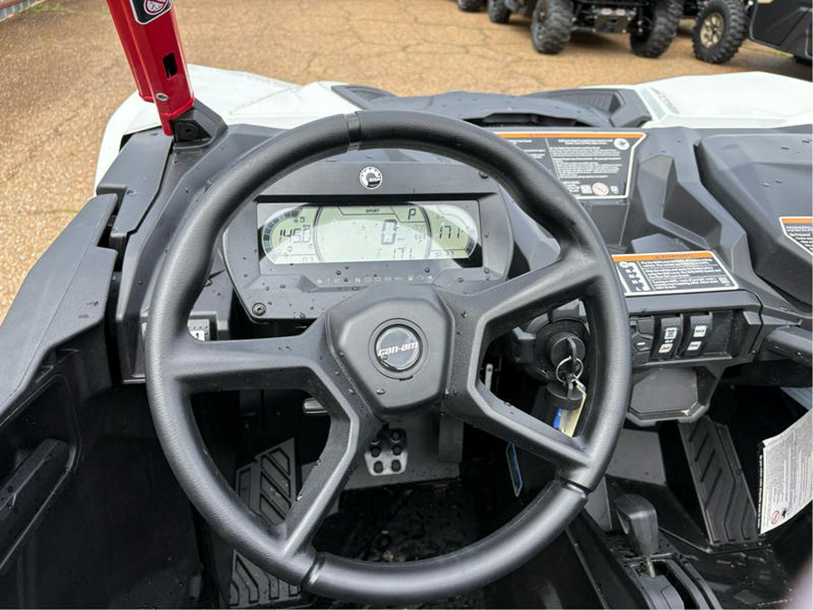 2025 Can-Am® Maverick Sport X RC