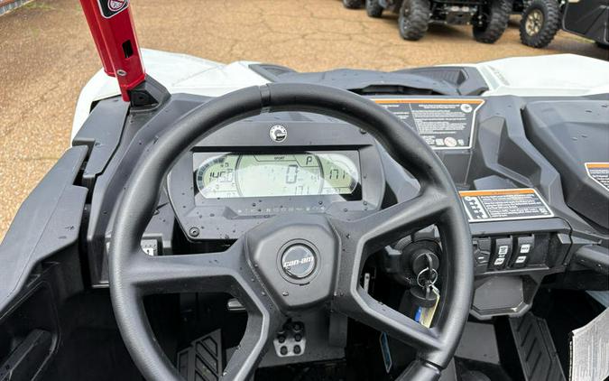2025 Can-Am Maverick Sport X RC
