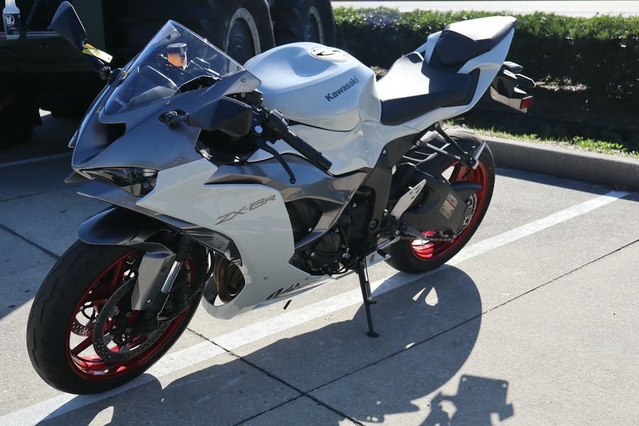 2025 Kawasaki Ninja ZX-6R