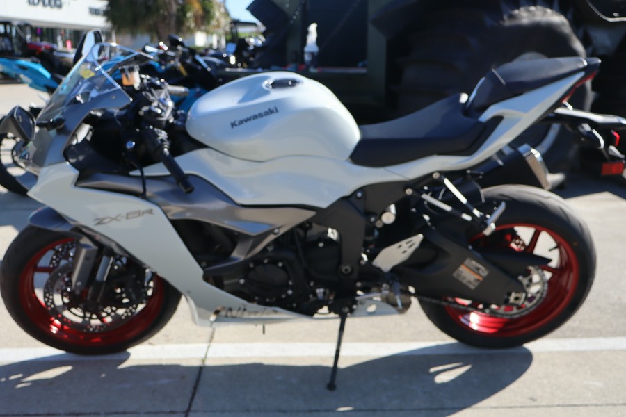 2025 Kawasaki Ninja ZX-6R