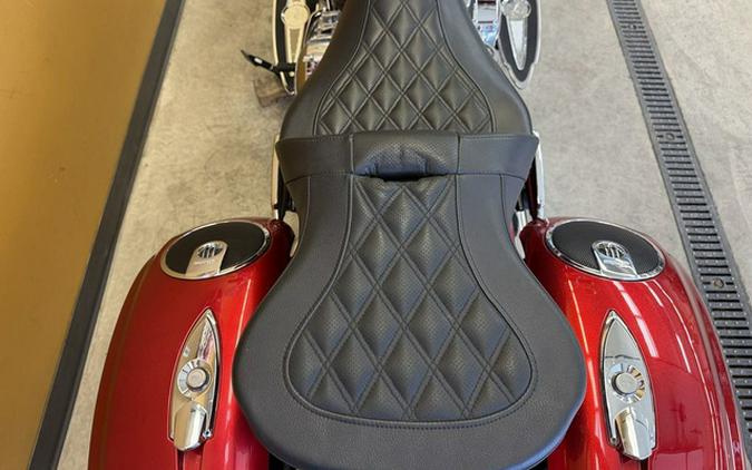 2017 Indian Chieftain Elite Fireglow Red Candy W/ Marble Acce