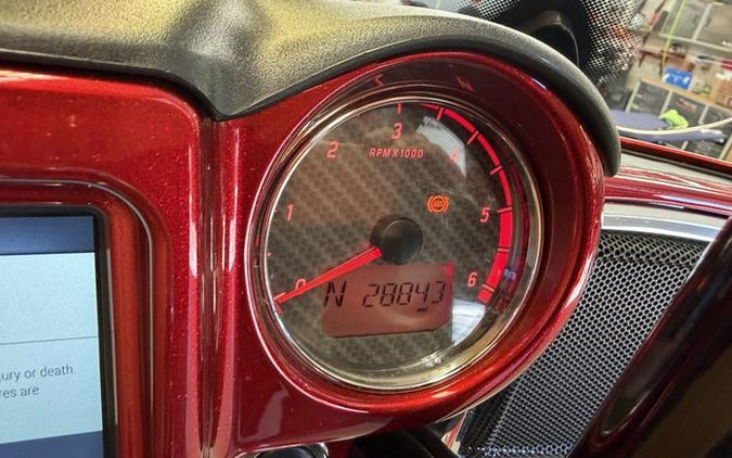 2017 Indian Chieftain Elite Fireglow Red Candy W/ Marble Acce