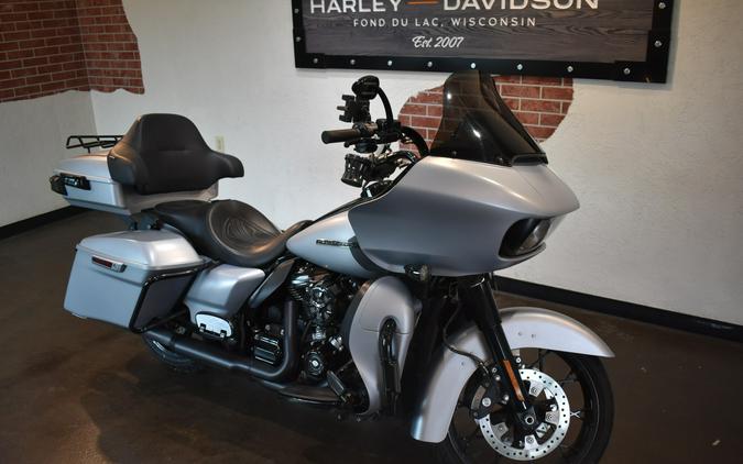 2020 Harley-Davidson® Road Glide® Special Barracuda Silver Denim