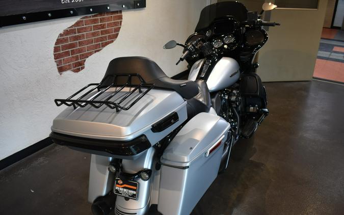 2020 Harley-Davidson® Road Glide® Special Barracuda Silver Denim