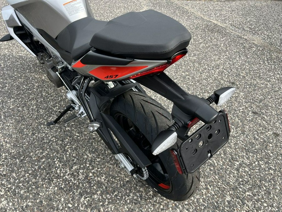 2026 Aprilia Tuono 457
