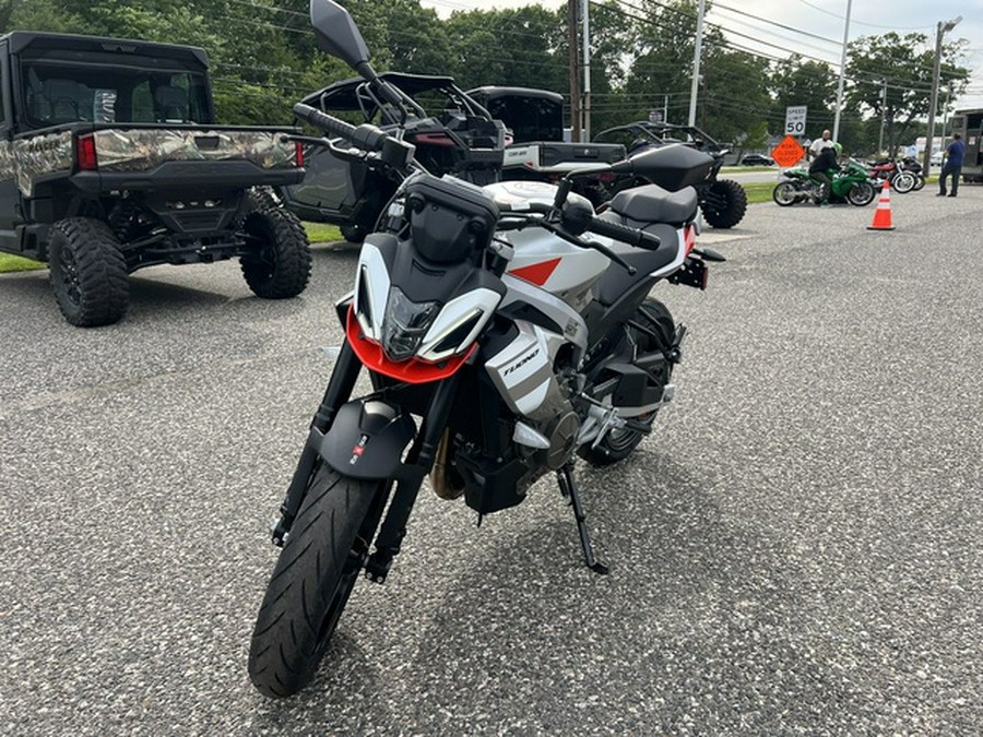 2026 Aprilia Tuono 457