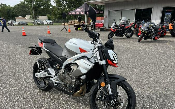 2026 Aprilia Tuono 457