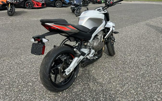 2026 Aprilia Tuono 457