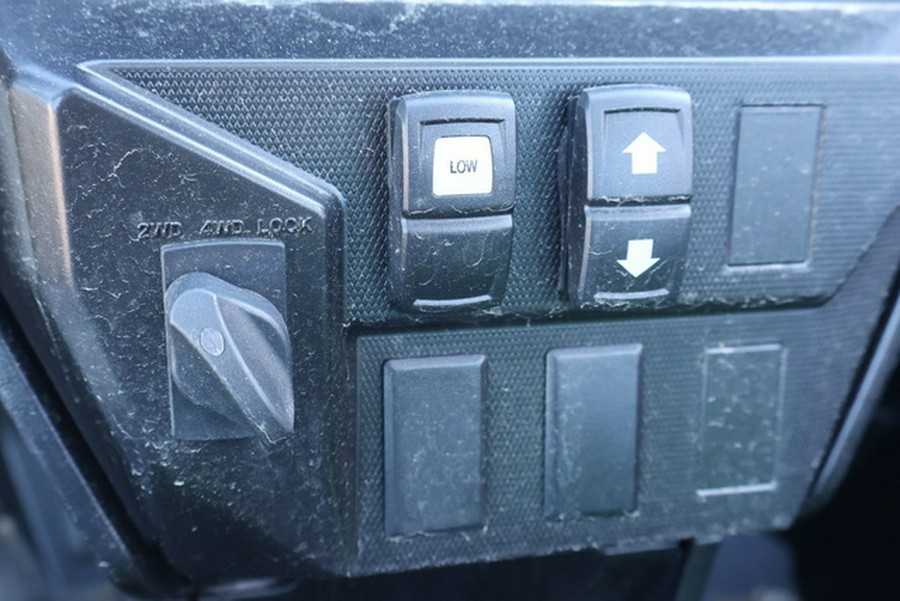 2025 Kawasaki Teryx KRX 1000 Lifted Edition