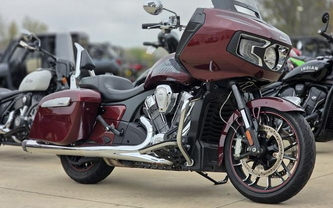 2023 Indian Motorcycle® Challenger® Limited Maroon Metallic