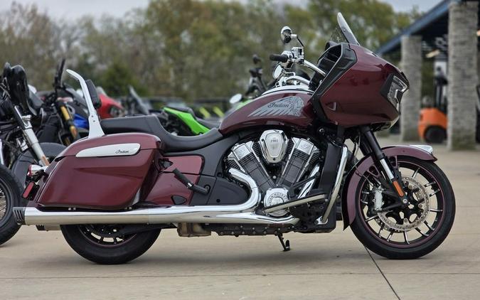 2023 Indian Motorcycle® Challenger® Limited Maroon Metallic