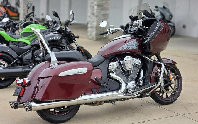 2023 Indian Motorcycle® Challenger® Limited Maroon Metallic