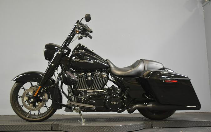 2020 Harley-Davidson Road King Special Vivid Black