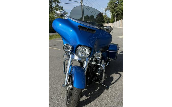 2018 Street Glide® Base - Harley-Davidson®