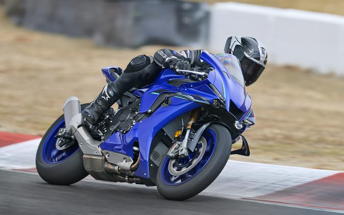 2026 Yamaha YZF-R1 IN TRANSIT