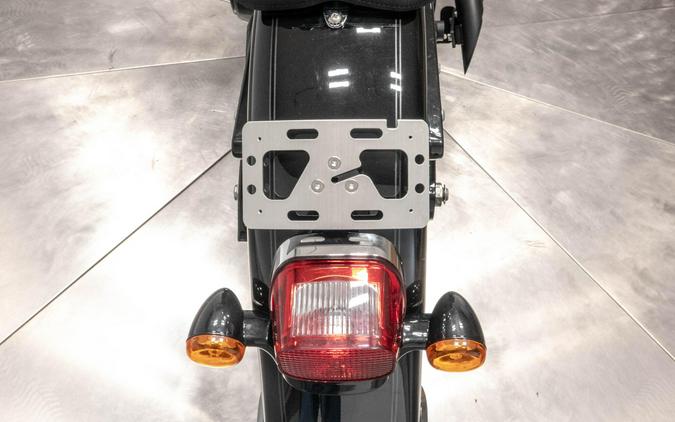 2021 HARLEY-DAVIDSON FLHCS HERITAGE CLASSIC 114 in Vivid Black