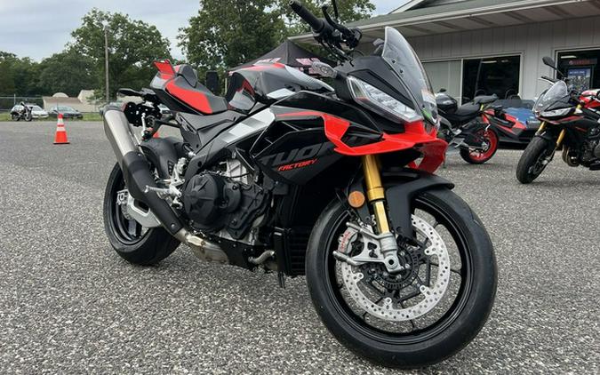 2026 Aprilia Tuono V4 Factory