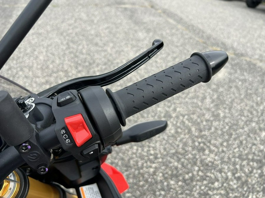 2026 Aprilia Tuono V4 Factory