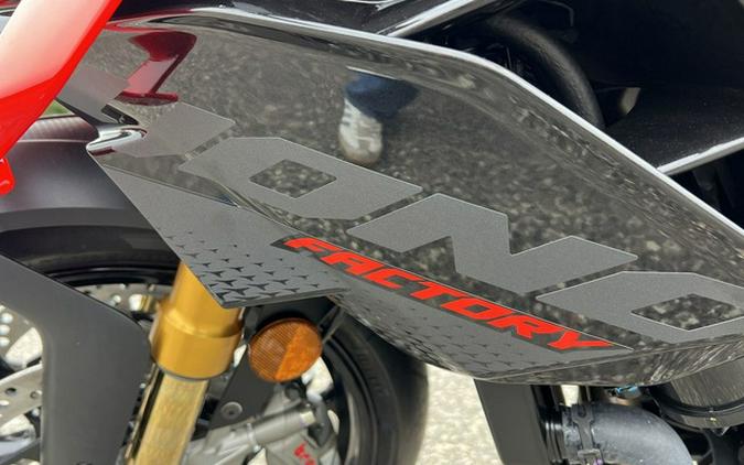2026 Aprilia Tuono V4 Factory