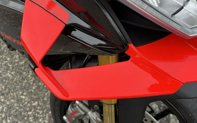 2026 Aprilia Tuono V4 Factory