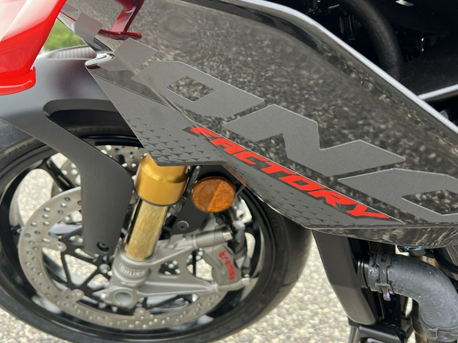 2026 Aprilia Tuono V4 Factory