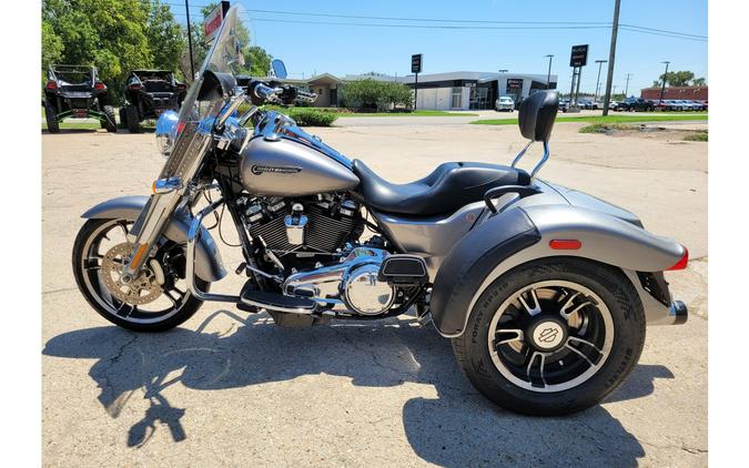 2017 FREEWHEELER - Harley-Davidson®