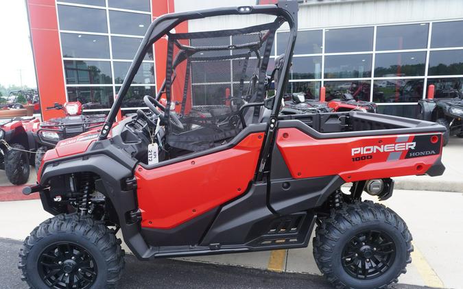 2024 Honda PIONEER 1000 DELUXE