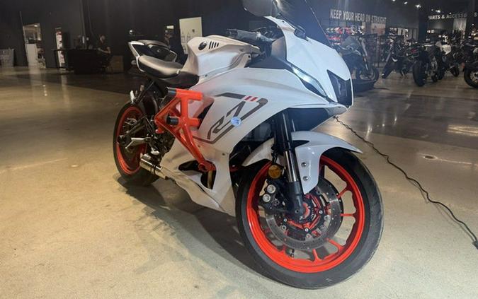 2023 Yamaha YZF R7
