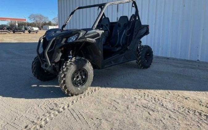 2025 Can-Am Maverick Trail DPS 700