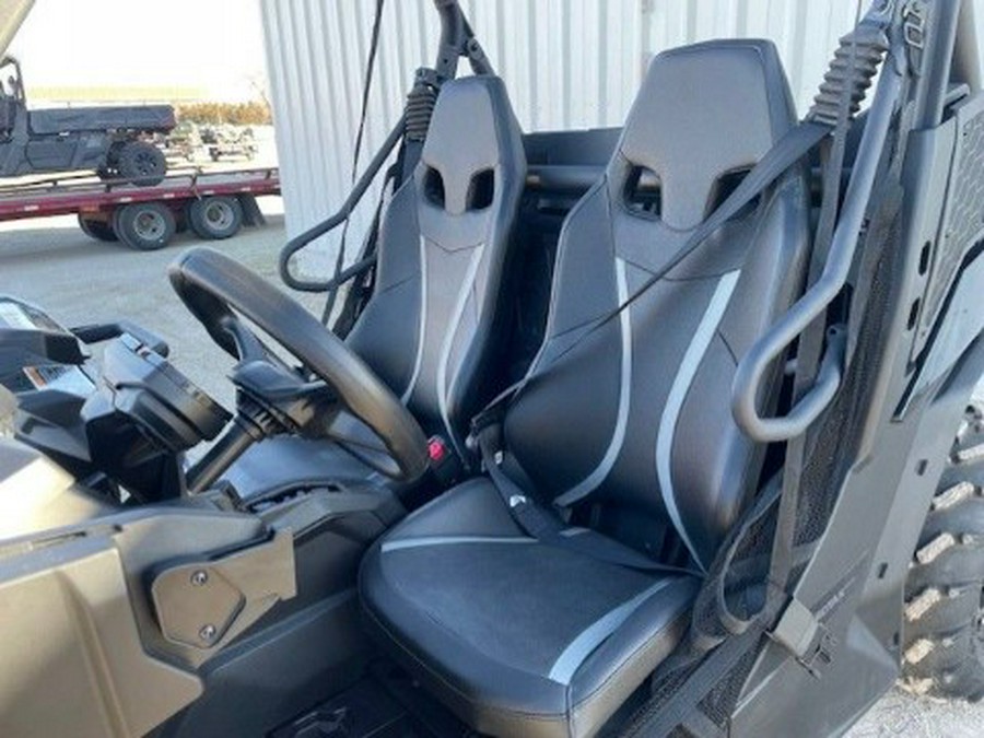 2025 Can-Am Maverick Trail DPS 700