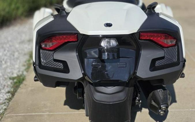 2026 Can-Am Spyder RT