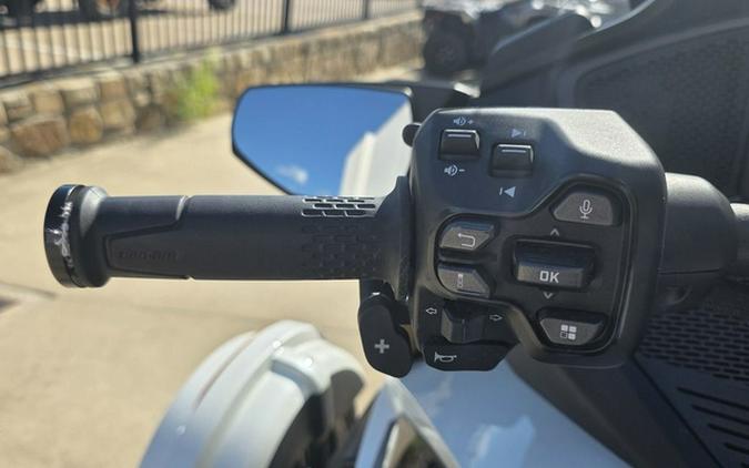2026 Can-Am Spyder RT
