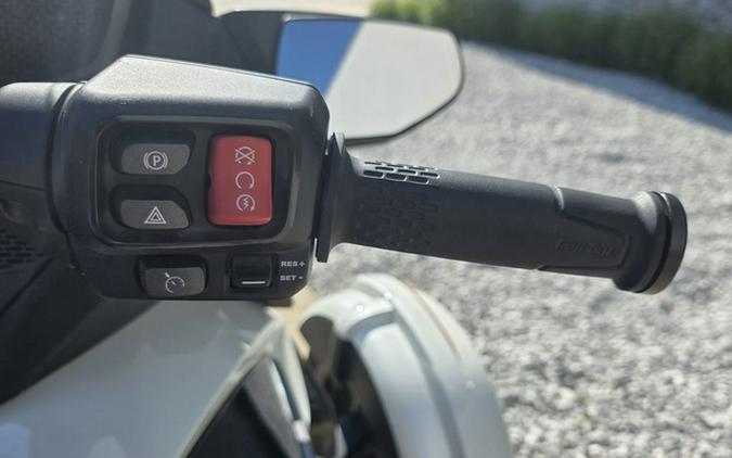 2026 Can-Am Spyder RT